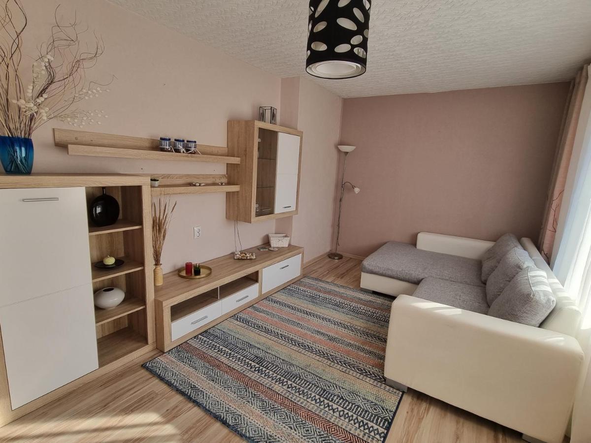 Apartment Kursi Kolka Luaran gambar